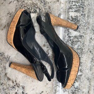 STUART WEITZMAN BLACK PATENT LEATHER CORK PEEPTOE PLATFORM SLING BACKS 7.5